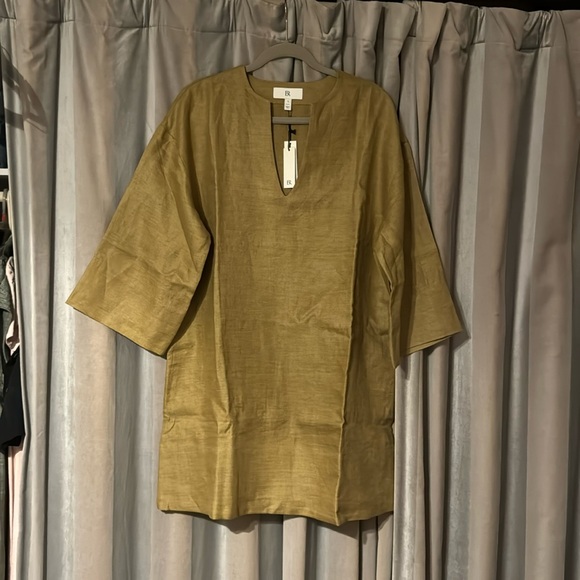 Dress - Picture 1 of 11